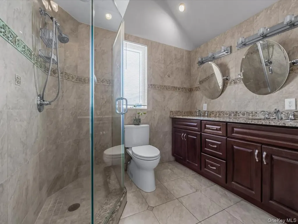 146-07 17th Avenue Whitestone NY 11357