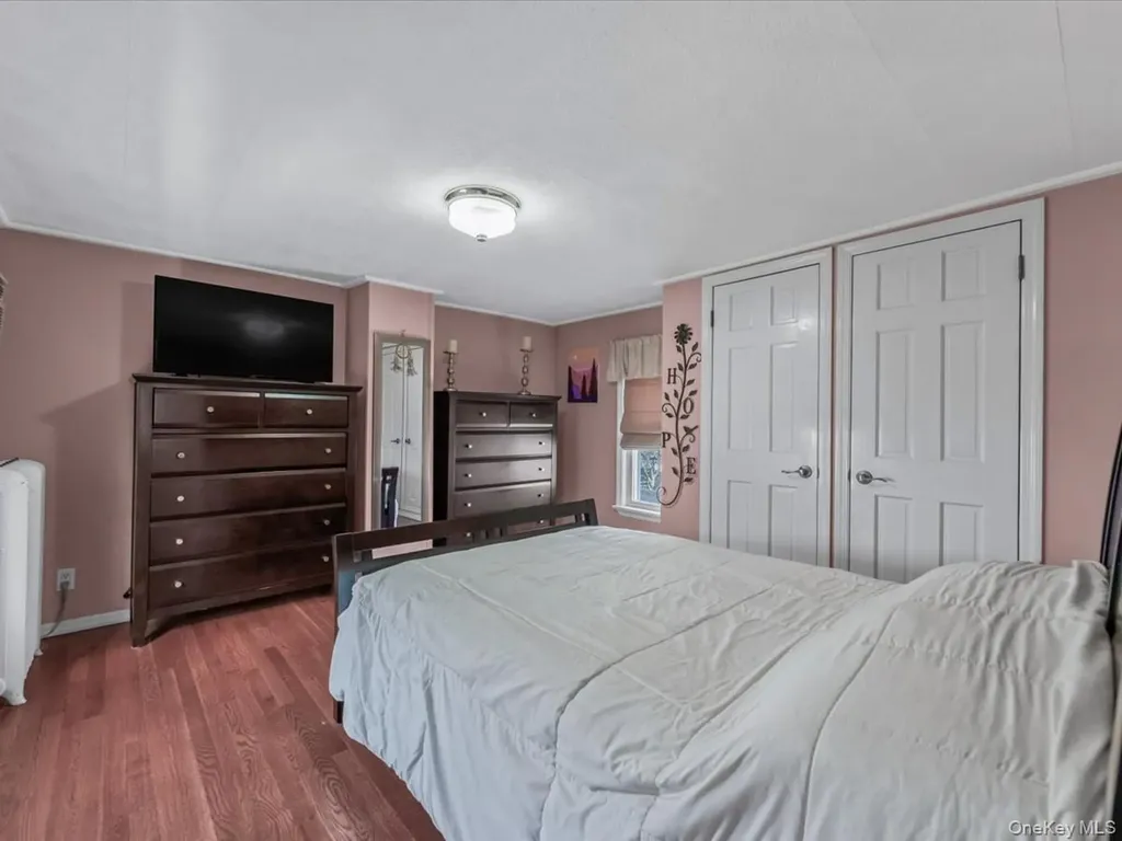 146-07 17th Avenue Whitestone NY 11357