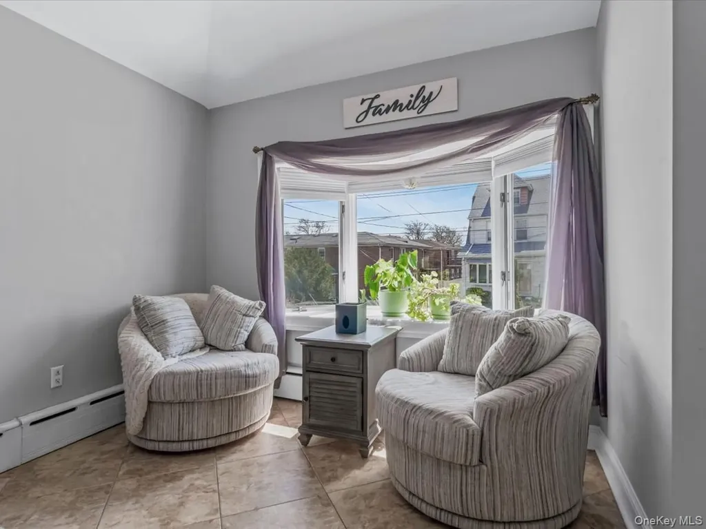 146-07 17th Avenue Whitestone NY 11357