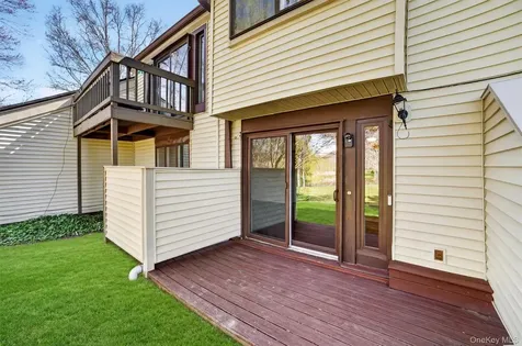 51 Jefferson Oval Yorktown Heights NY 10598