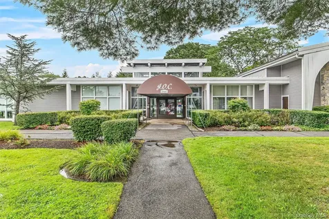 51 Jefferson Oval Yorktown Heights NY 10598