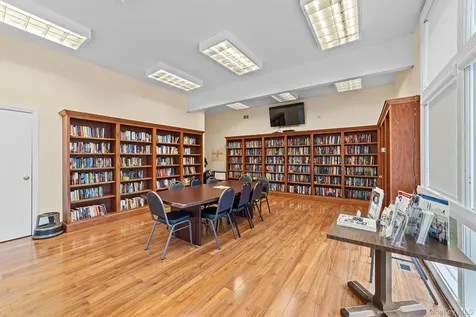 51 Jefferson Oval Yorktown Heights NY 10598