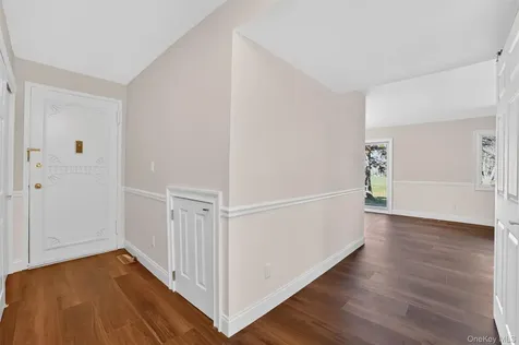 51 Jefferson Oval Yorktown Heights NY 10598