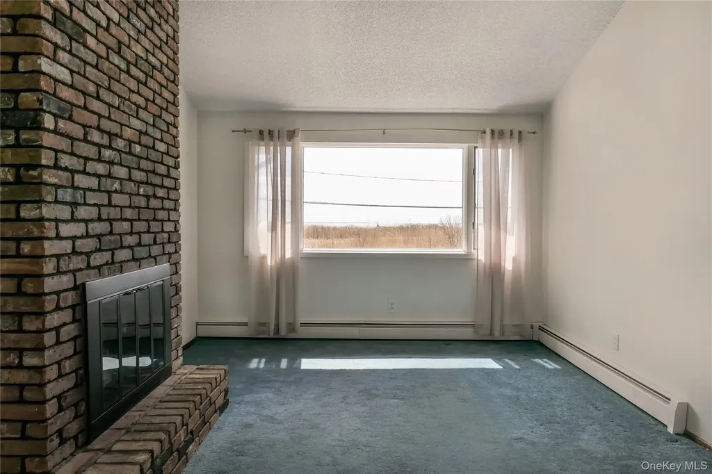 7 Lindner Court Brookhaven NY 11719