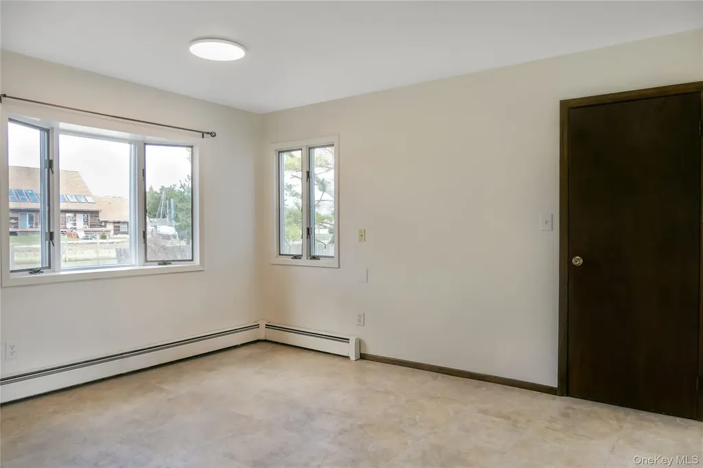 7 Lindner Court Brookhaven NY 11719