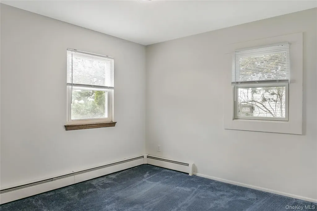 7 Lindner Court Brookhaven NY 11719