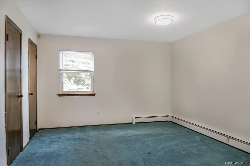 7 Lindner Court Brookhaven NY 11719