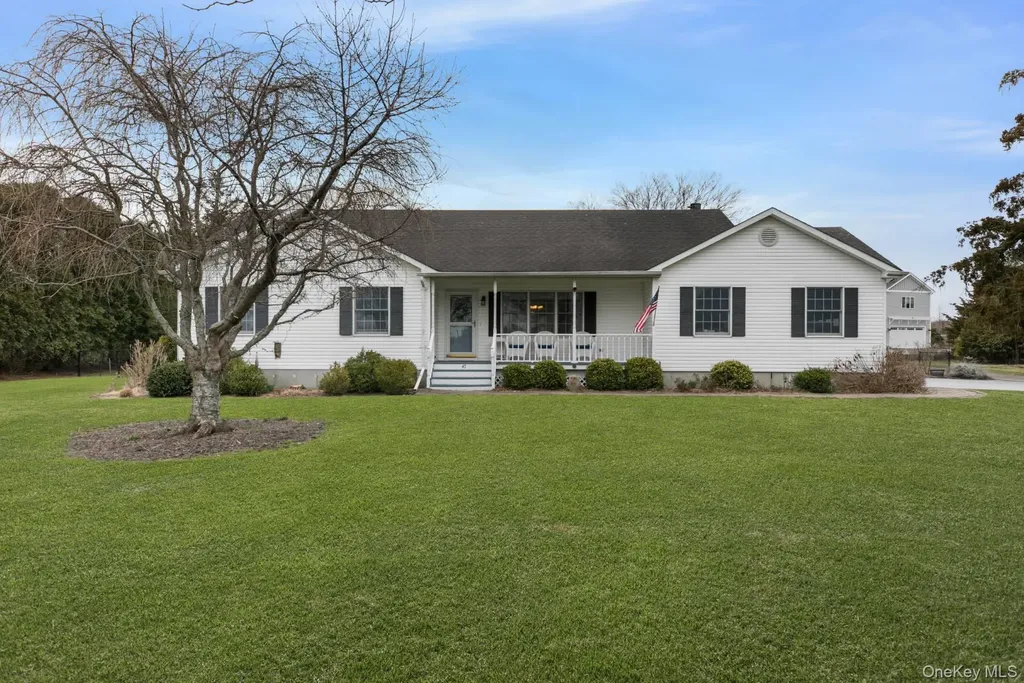 47 Pier Avenue Riverhead NY 11901