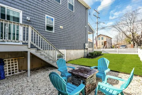 215 North Street Greenport NY 11944