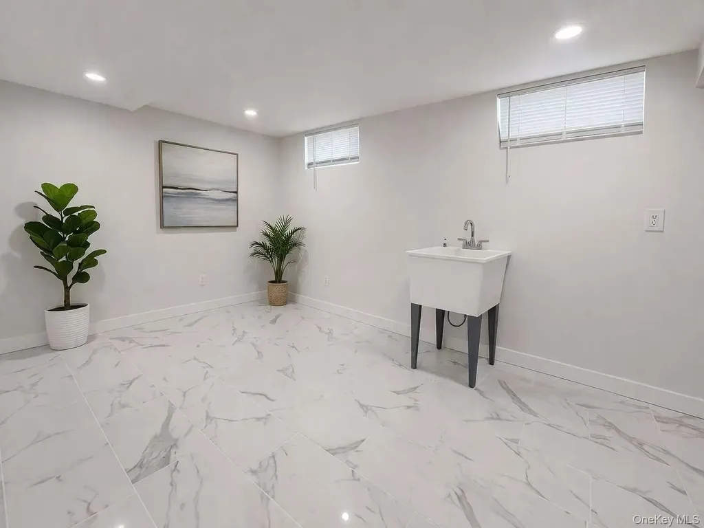 706 Leggett Place Whitestone NY 11357