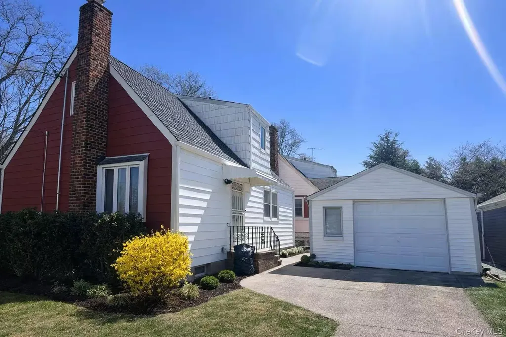 706 Leggett Place Whitestone NY 11357