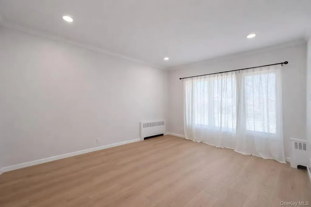 706 Leggett Place Whitestone NY 11357
