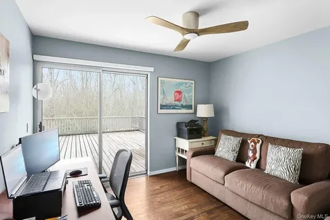 76 Island View Drive W Sag Harbor NY 11963