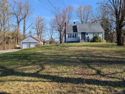 392 Titusville Road Poughkeepsie NY 12603