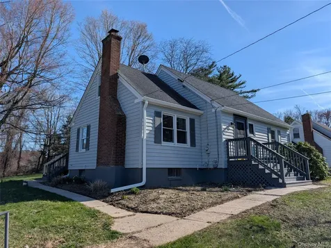 392 Titusville Road Poughkeepsie NY 12603