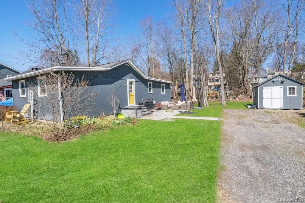 10 Locust Road Brewster NY 10509