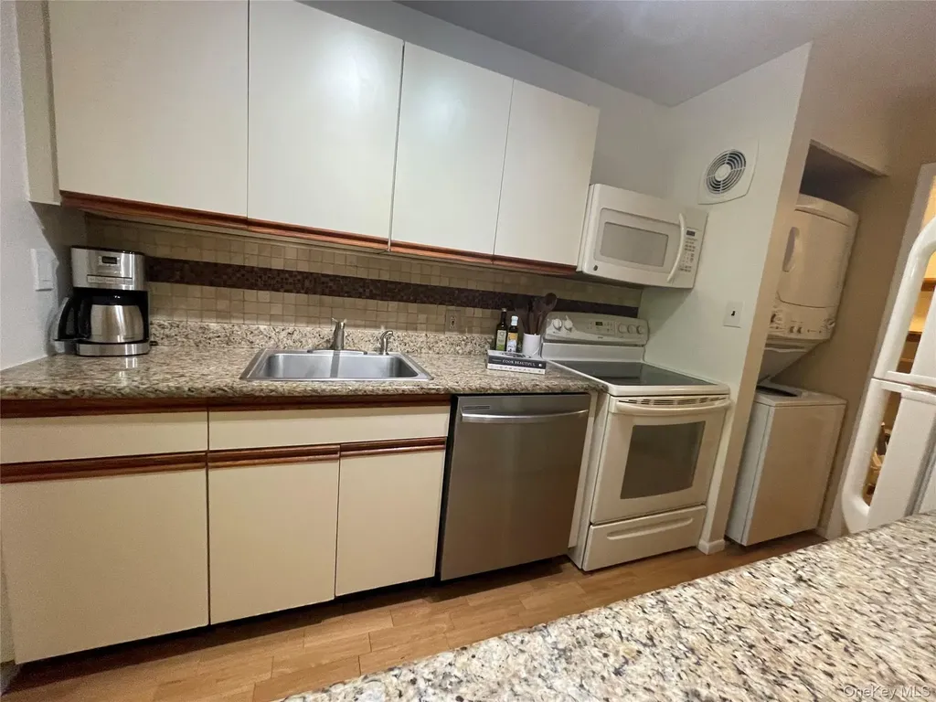 2355 Pershing Boulevard Baldwin NY 11510