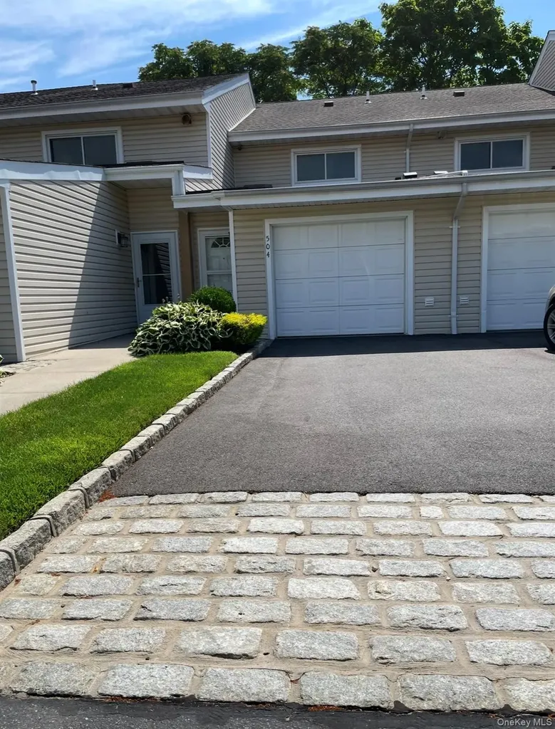 2355 Pershing Boulevard Baldwin NY 11510