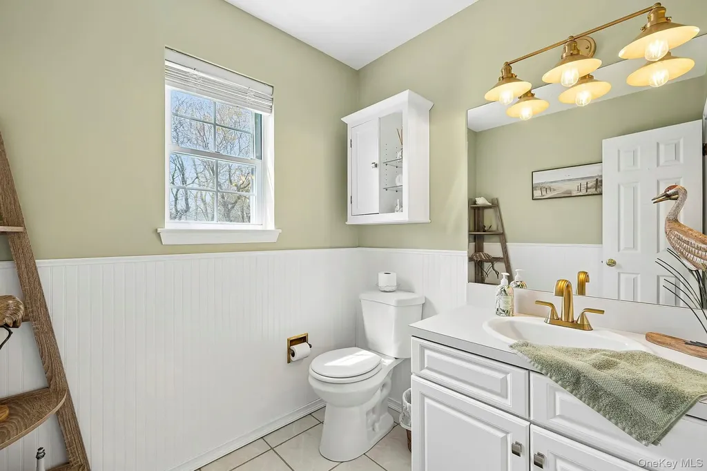 240 Lisa Drive Southold NY 11971