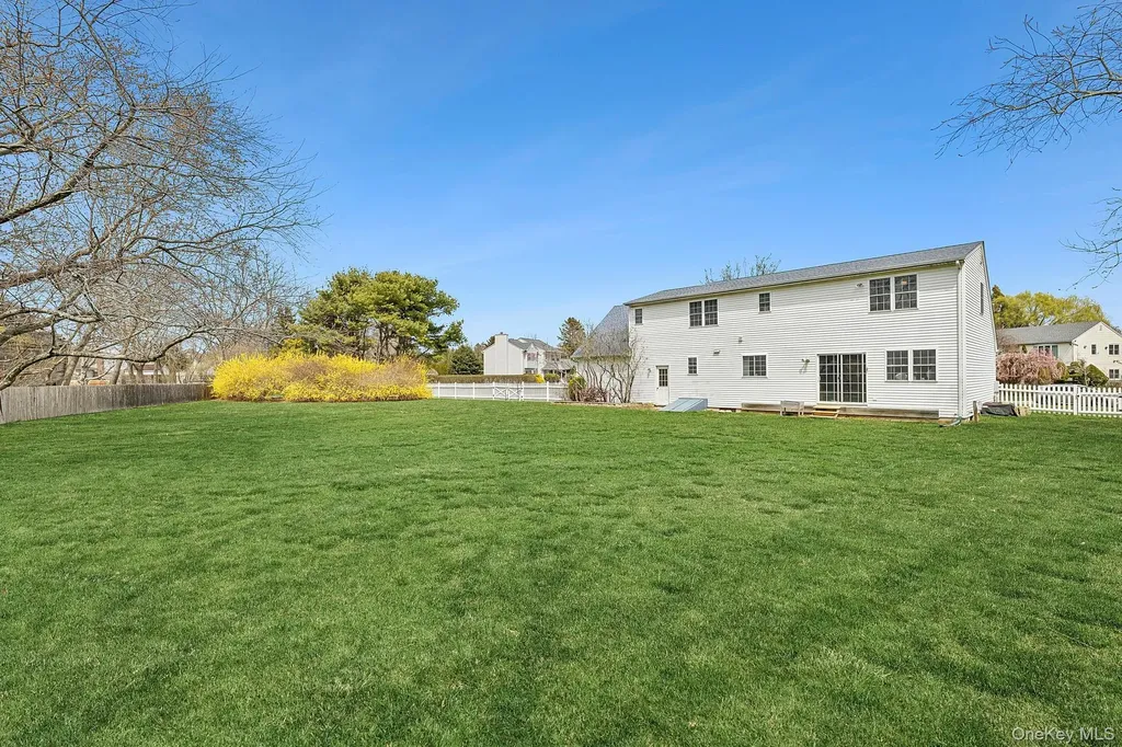 240 Lisa Drive Southold NY 11971