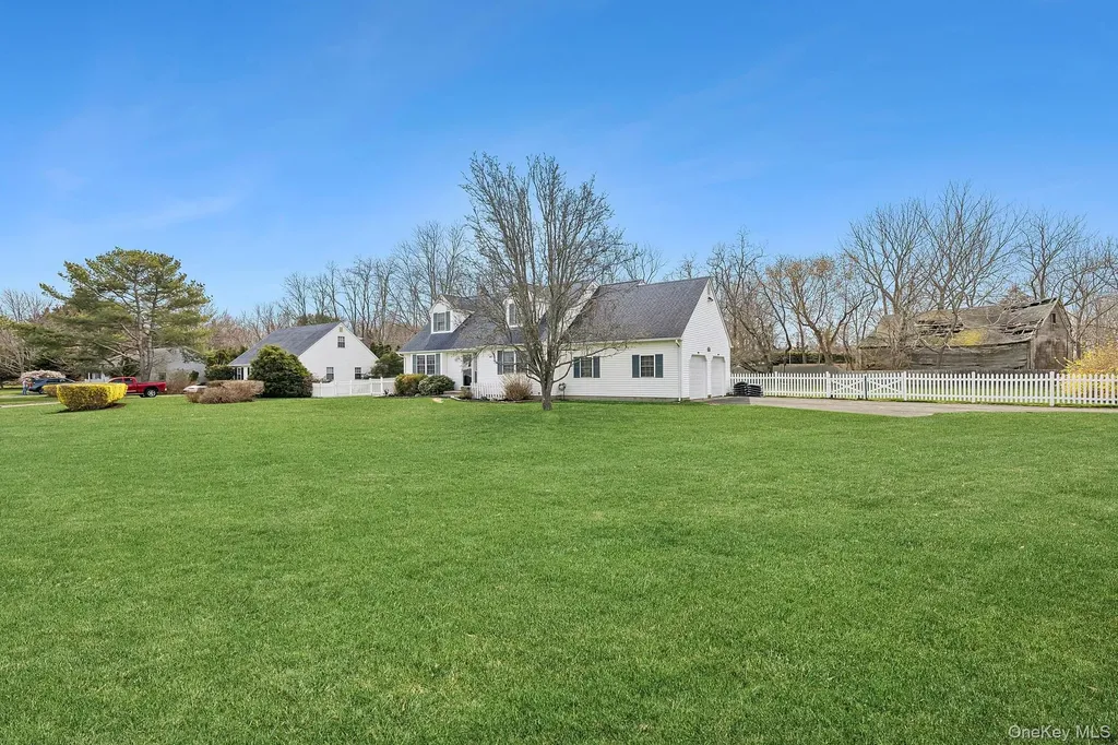 240 Lisa Drive Southold NY 11971