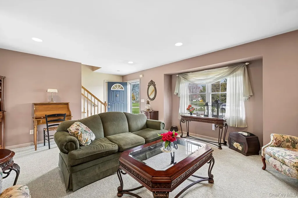 240 Lisa Drive Southold NY 11971