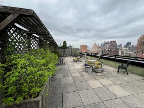 111 4th Avenue New York (manhattan) NY 10003