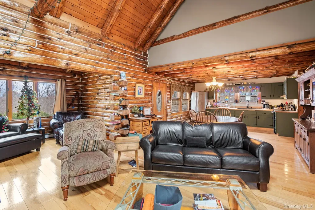 294 Comfort Trail Montgomery NY 12549