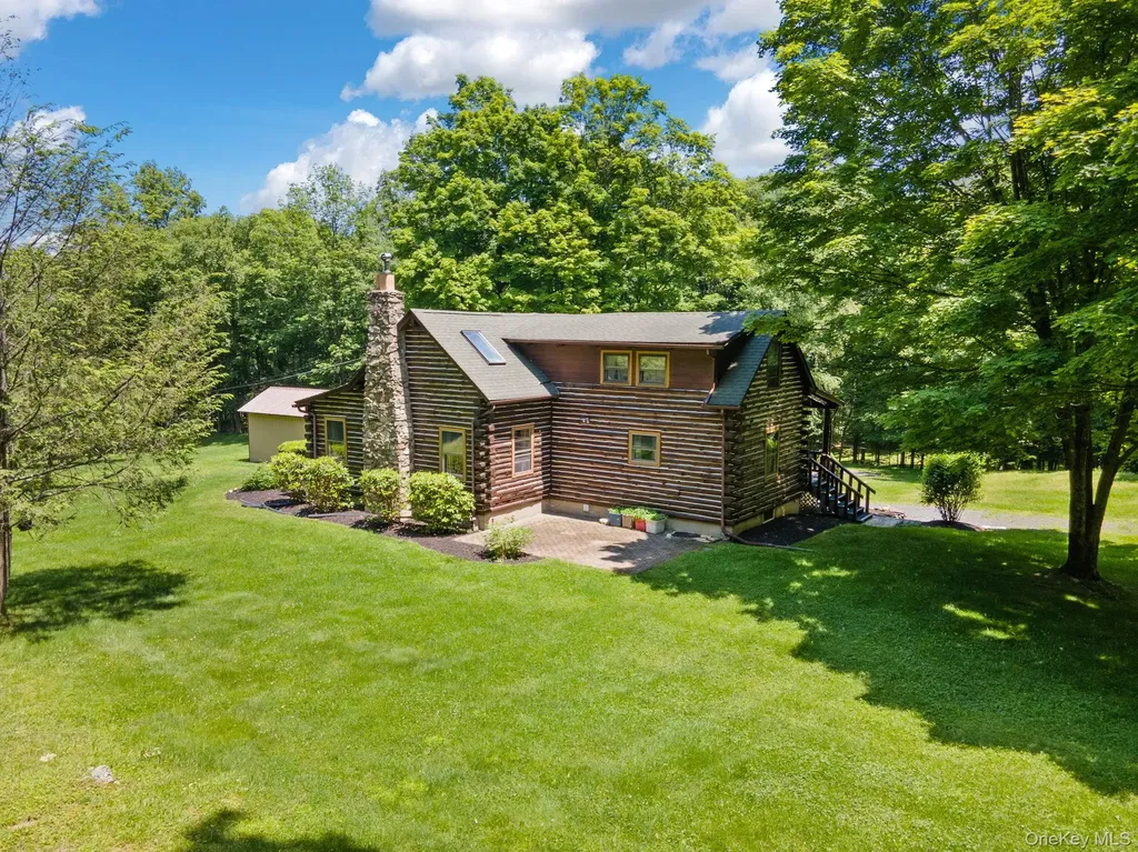 294 Comfort Trail Montgomery NY 12549