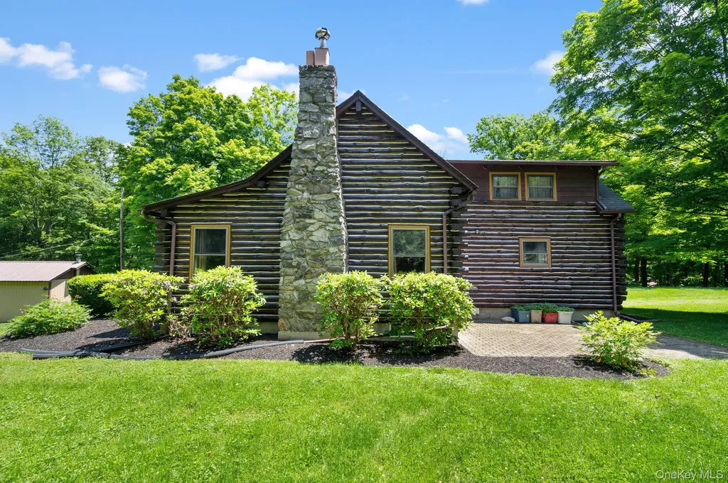 294 Comfort Trail Montgomery NY 12549