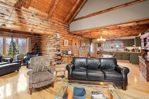 294 Comfort Trail Montgomery NY 12549