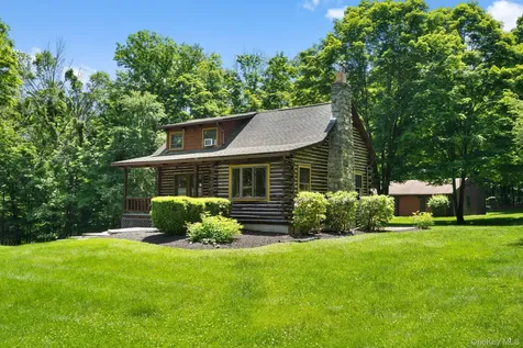 294 Comfort Trail Montgomery NY 12549