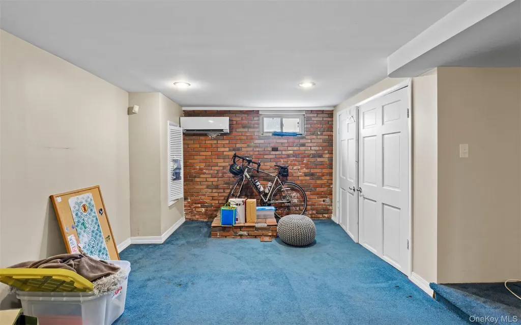 3976 Wicks Avenue Seaford NY 11783