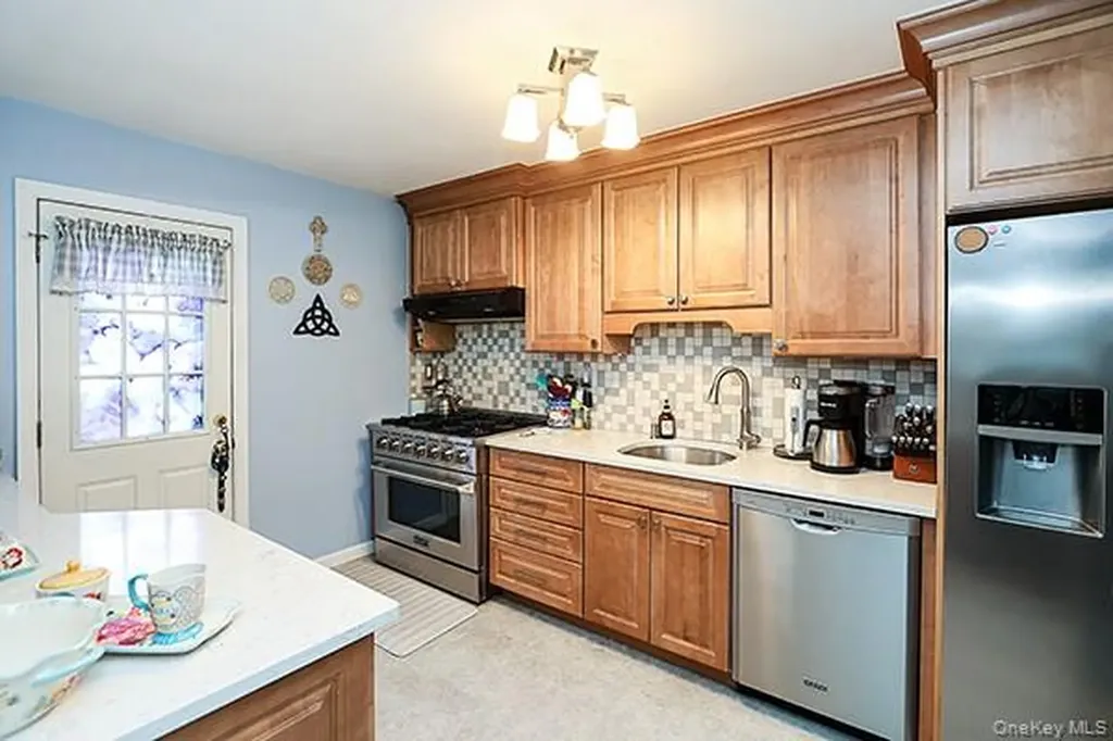 99 Ronkonkoma Boulevard Centereach NY 11720