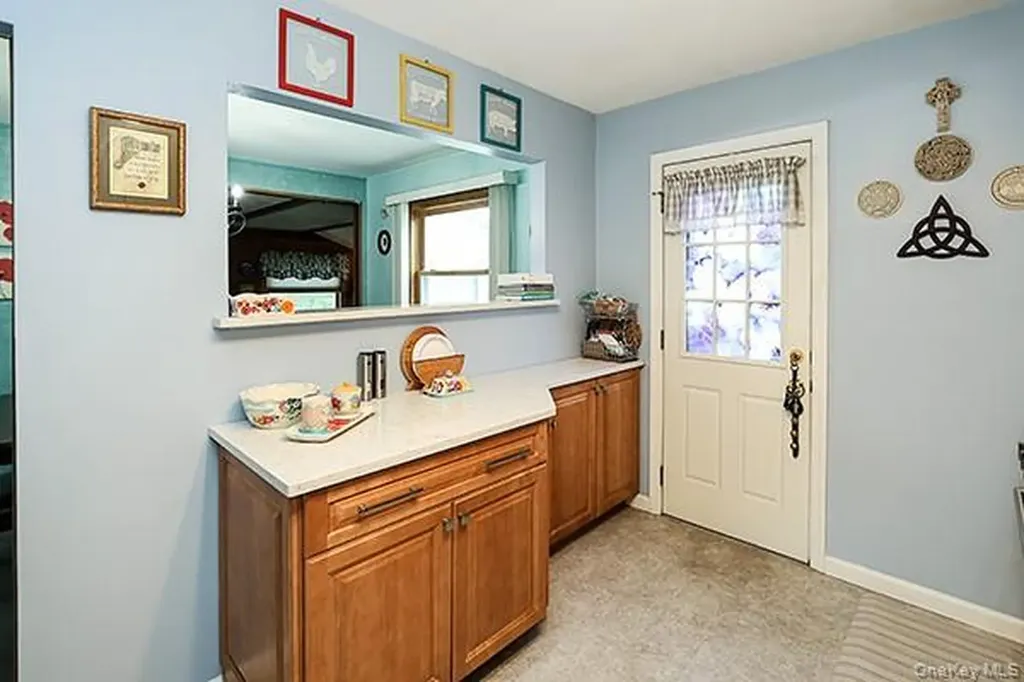 99 Ronkonkoma Boulevard Centereach NY 11720