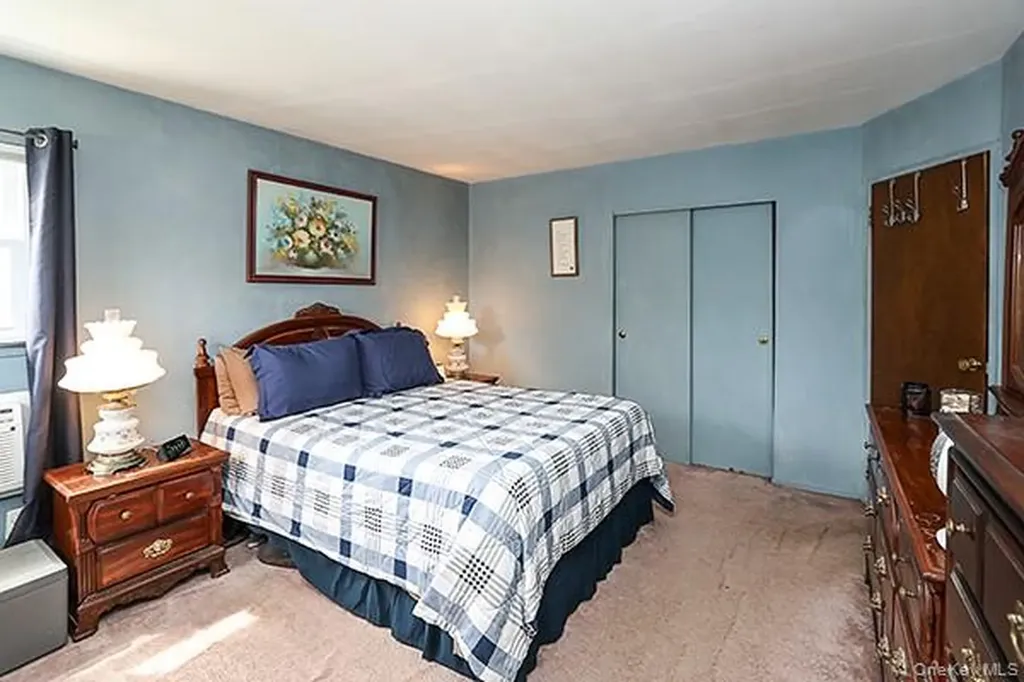 99 Ronkonkoma Boulevard Centereach NY 11720