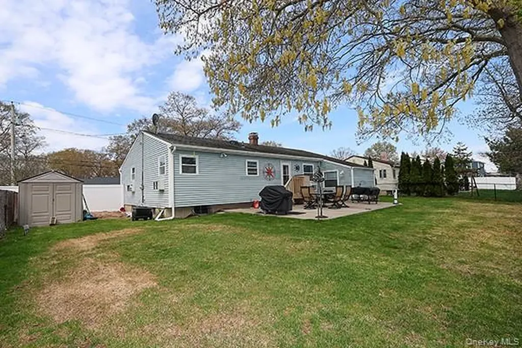 99 Ronkonkoma Boulevard Centereach NY 11720