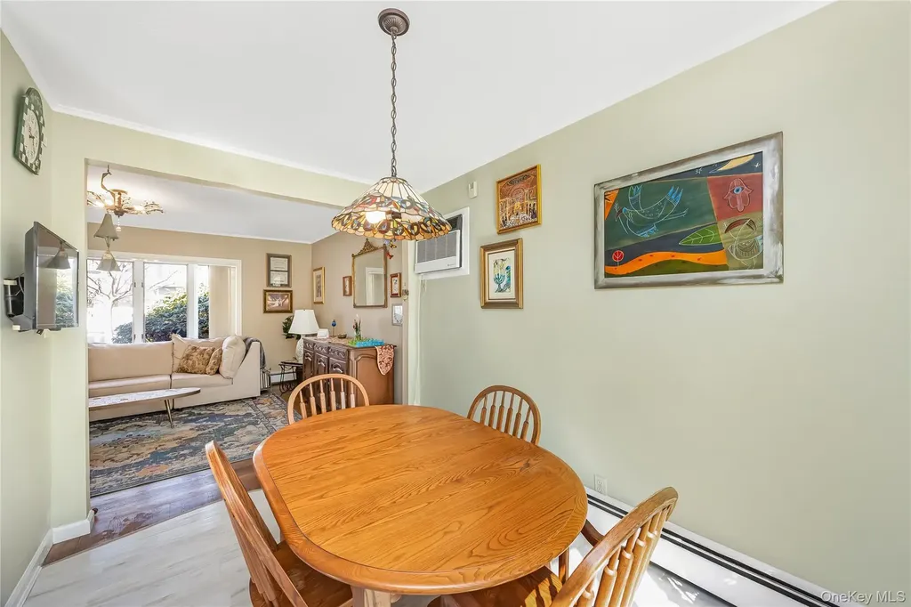 3017 Roxbury Road Oceanside NY 11572