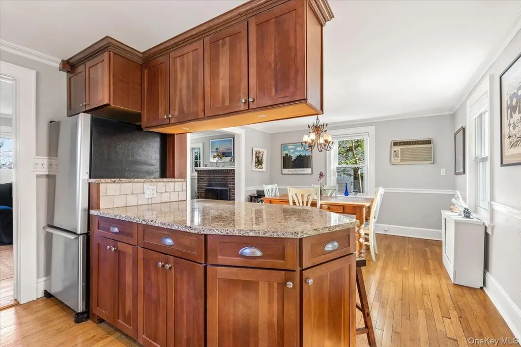 280 Knollwood Road White Plains NY 10607