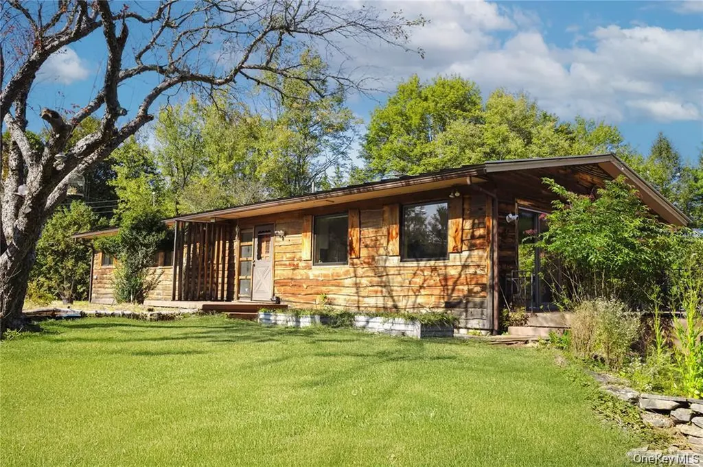 6652 State Route 42 Woodbourne NY 12788