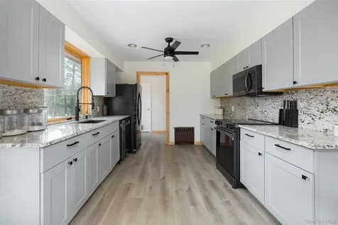 6652 State Route 42 Woodbourne NY 12788