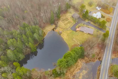 6652 State Route 42 Woodbourne NY 12788