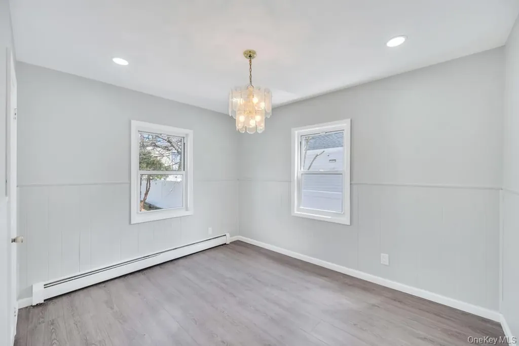 108 Lido Parkway Lindenhurst NY 11757