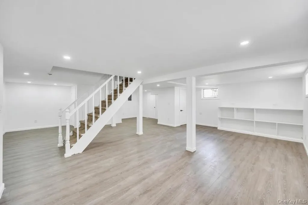 108 Lido Parkway Lindenhurst NY 11757
