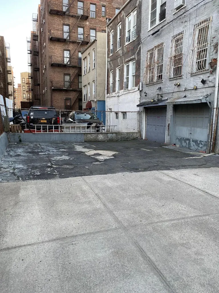 1126 Ward Avenue Bronx NY 10472