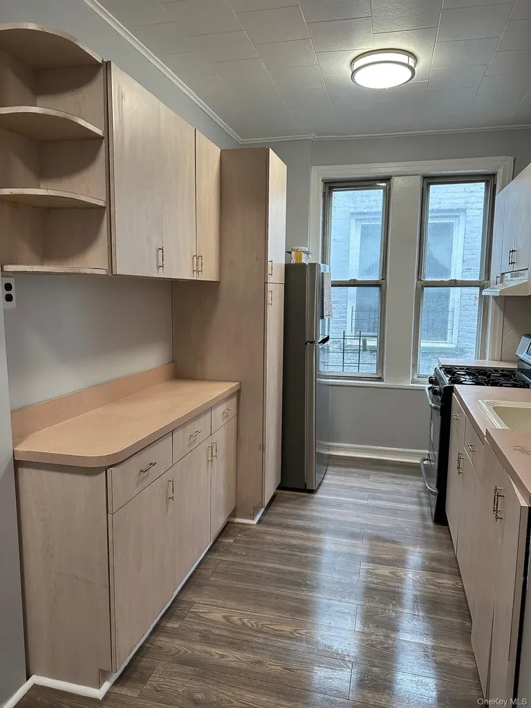 1126 Ward Avenue Bronx NY 10472