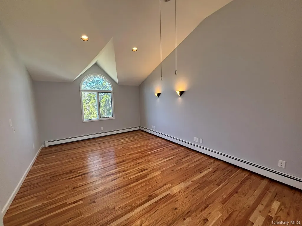2689 Cedar Court Oceanside NY 11572