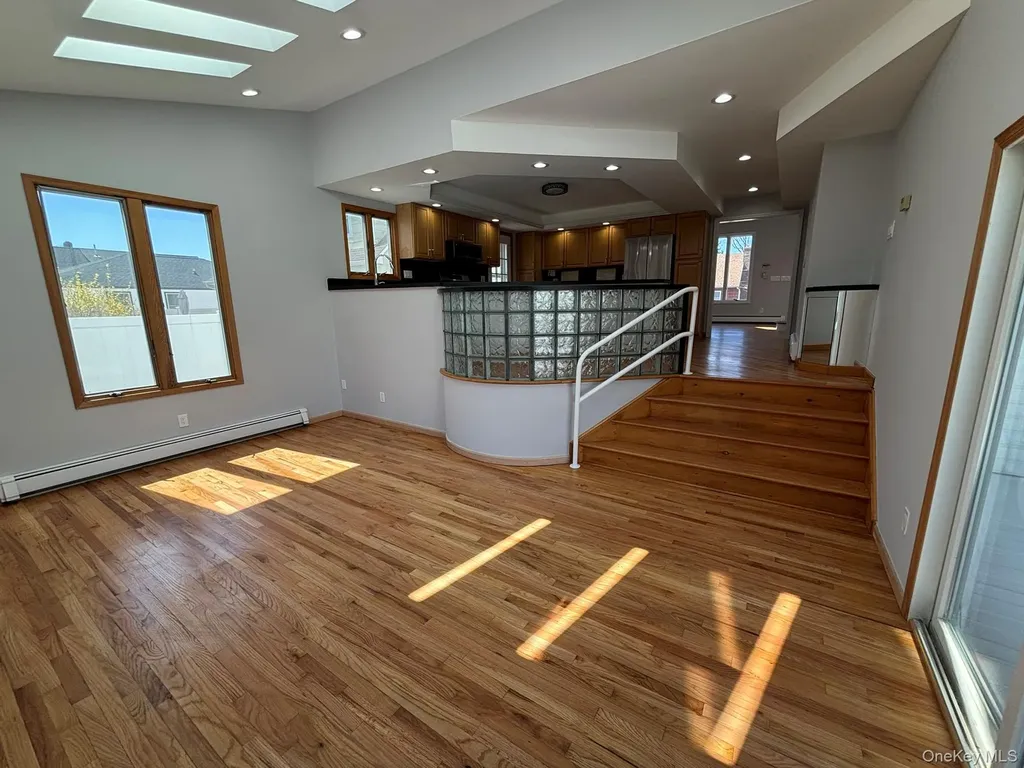 2689 Cedar Court Oceanside NY 11572