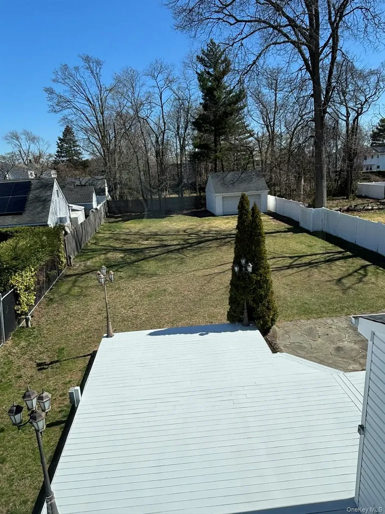 2689 Cedar Court Oceanside NY 11572