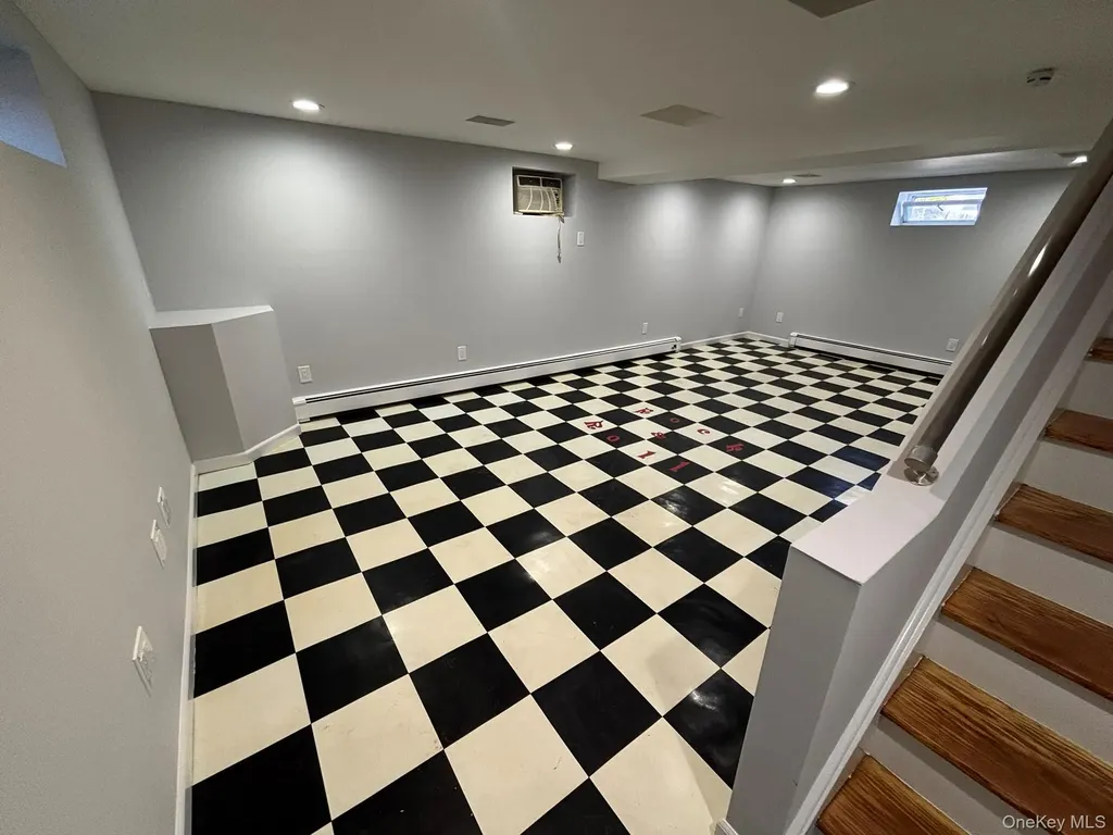 2689 Cedar Court Oceanside NY 11572